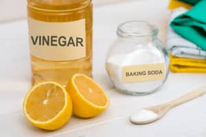 Vinegar and baking soda solution